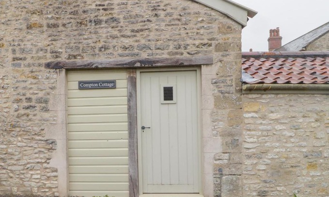 Shepton Mallet House | Compton Cottage