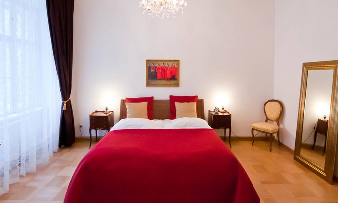 Innere Stadt Apartment | Concerto - Large 5-room steps from Cathedral, 1st distric