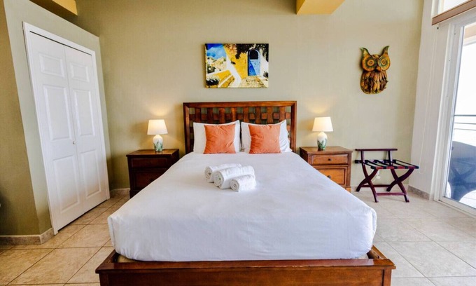 Boca Corona Apartment | Conch – Oceanfront Ground-Floor Studios – Panama