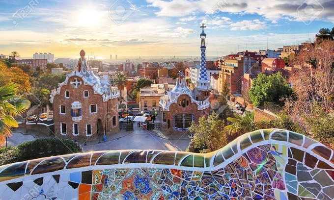 El Poble-sec Apartment | Concordia - Ramblas Rentals Cozy & Renovated 2BR - Balcony+Lift 20m Ramblas
