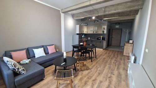 Samokov Apartment | Concrete comfort
