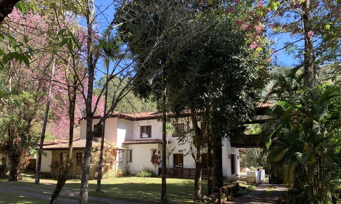 Araras Cottage | Cond. Denasa / Max Limit 16 Adults & Children / Services & Internet Included
