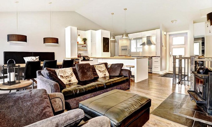 Stoneham Apartment | Condo 09 Chemin des Abruzzes by Les Chalets Alpins