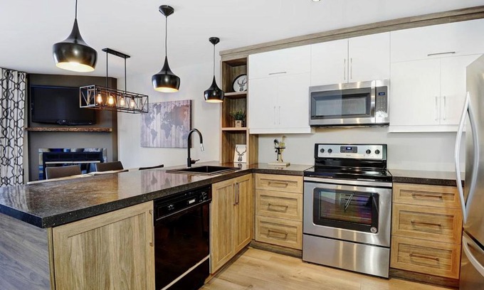 Stoneham Apartment | Condo 122 620 Chemin du Hibou by Les Chalets Alpins