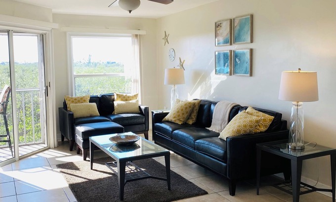 Holmes Beach Apartment | condo Anna Maria Sunrise