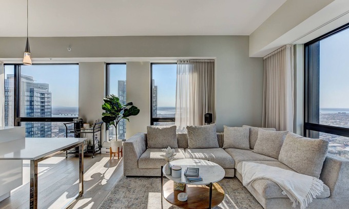 Downtown Montreal Condo | Condo Downtown Montreal