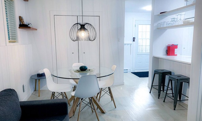 Beaupre Apartment | Condo En Quatre Temps