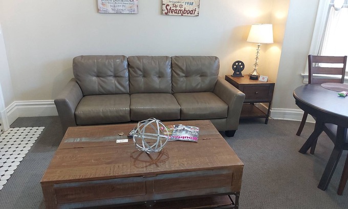 Downtown Apartment | Condo for Rent in Downtown Boulder