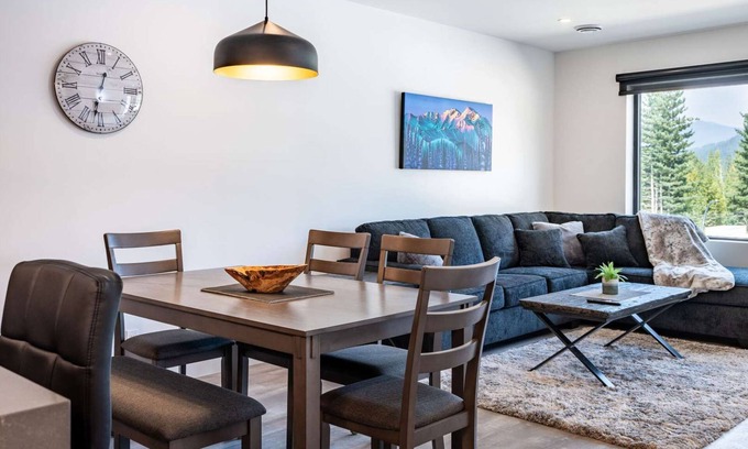 Revelstoke Condo | Condo in Revelstoke - Private Hot Tub - Alpine Haven