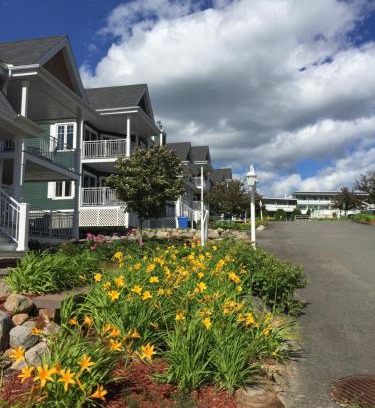 Saint Donat Apartment | Condo Lac Archambault 314