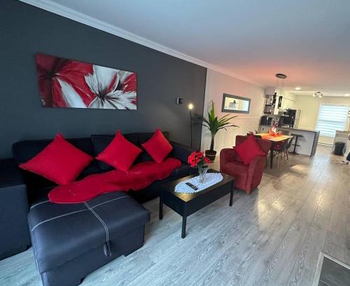 Magog Apartment | Condo Phoenix prés du Lac Memphrémagog.