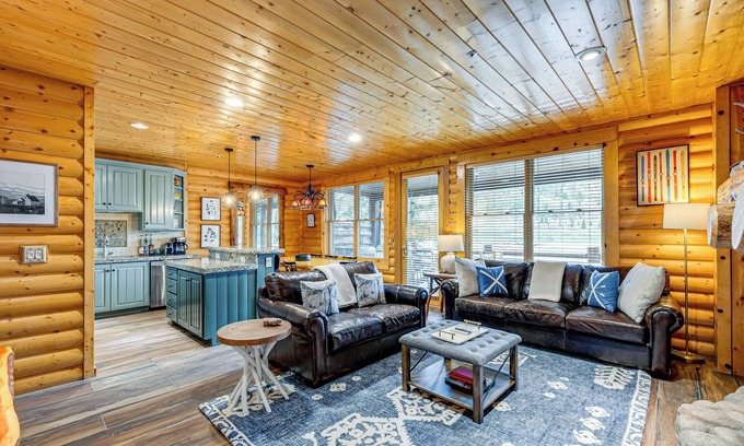 Deer Valley Condo | Condo w/Private Hot Tub at Base of Deer Valley!
