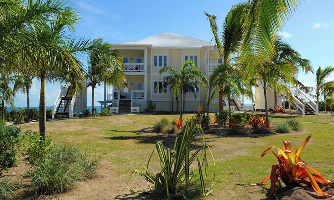 James Cistern Condo | Condo w/Views, Beach, Htd Pool, Golf Cart, Kayaks, Gym, Pickleball Court!