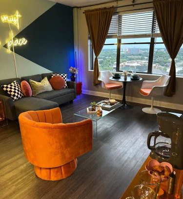 Downtown Jacksonville Apartment | Condo with high rise views