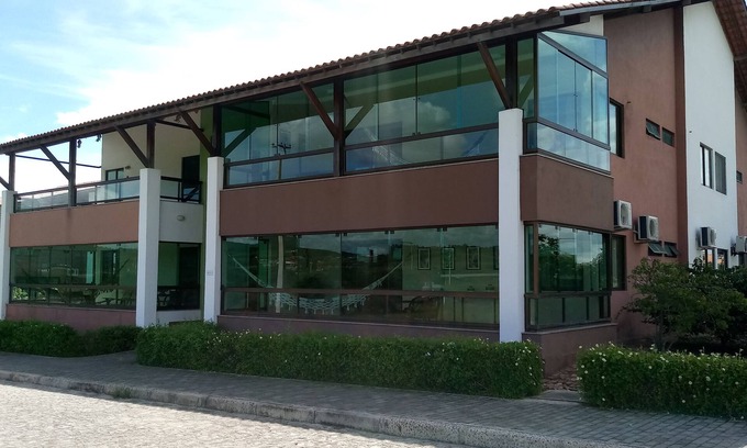 Maria Auxiliadora RV Rental | Condomínio Hotel Canarius Residence de Gravatá Pe. Flat 101 Térreo Nascente.