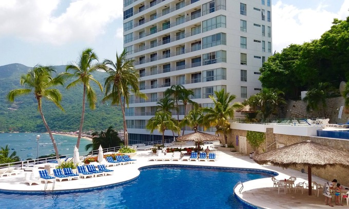 Puerto Marques Condo | Condominio Torreblanca Cabo Marquez