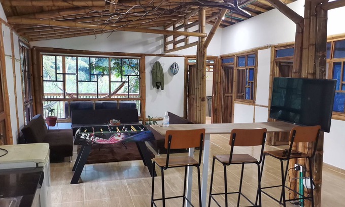 Ibague House | CONDOR CAFE Beautiful CABIN with nearby waterfalls, restaurants and other plans