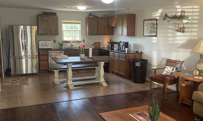 Kingston Condo | Condos at Lake Texoma, Buncombe Creek