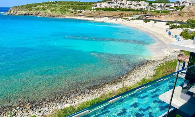 Indigo Bay Apartment | condostmaarten by the sea -Adults Only-