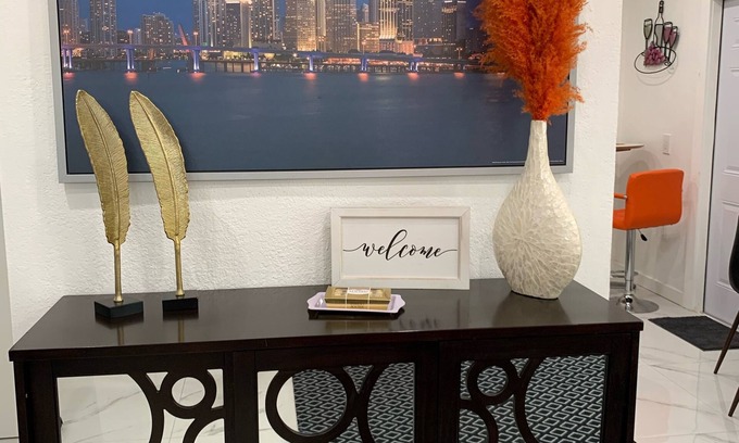 Hialeah House | Confortable ! Close to all in Miami , 10 minutes away from the Miami aeropuerto