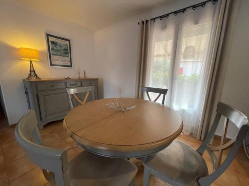 Marguerittes House | Confortable villa de vacances entre Nîmes, le Pont du Gard, Uzès, Arles, Avignon
