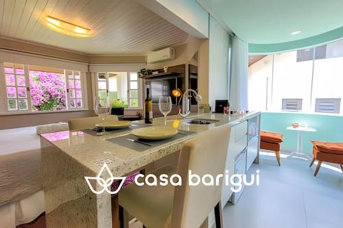 Bigorrilho Apartment | Conforto de Hotel, Aconchego de Casa. Ap Completo