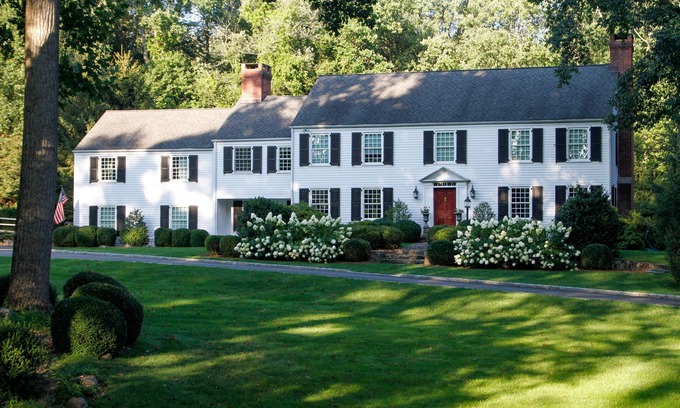 New Canaan House | Connecticut Family Summer House with Heated Pool