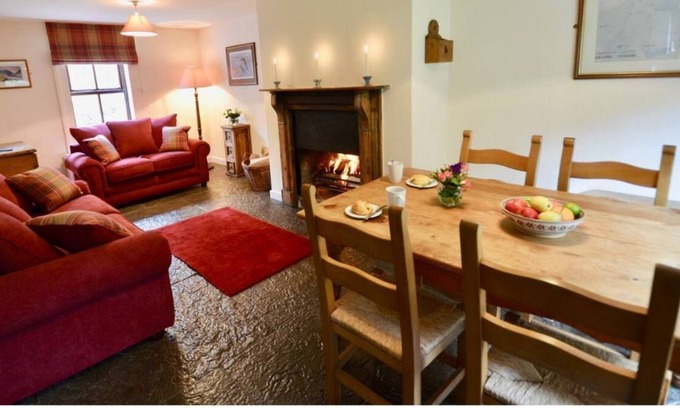 Delphi Cabin | Connemara 2-Bedroom Cottage I