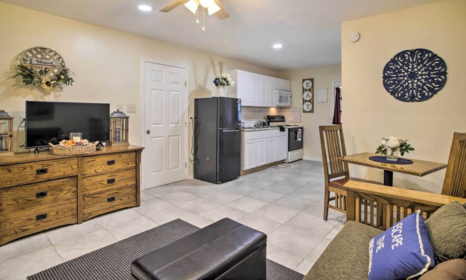 Conroe Apartment | Conroe Home w/ Grill < 40 Mi to Lake Houston!