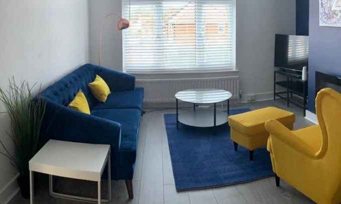 Shotley Bridge Apartment | Consett Shotley Bridge - Stylish Spacious Three Bedroom Apartment