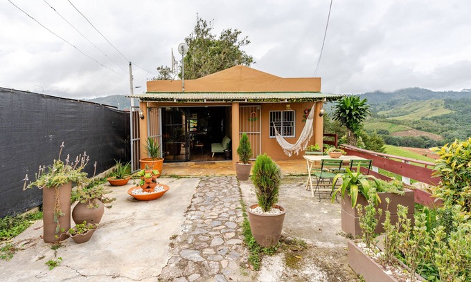 Constanza Cabin | Constanza Beautiful cottage, Pet Friendly