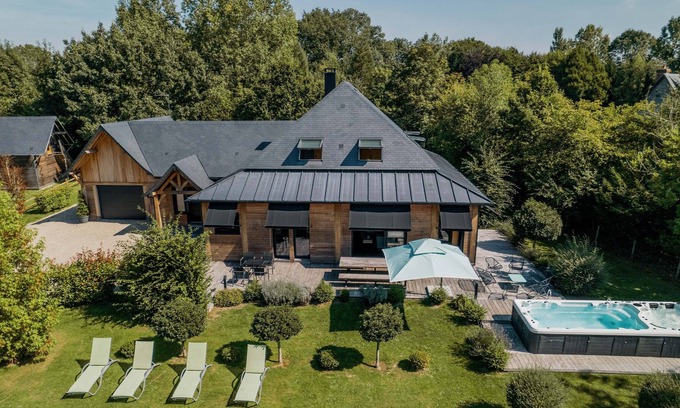 Gonneville-sur-Honfleur House | CONTEMPORARY HOUSE 6 BEDROOMS 5 BATHROOMS, SWIMMING SPA, JACUZZI, SAUNA,