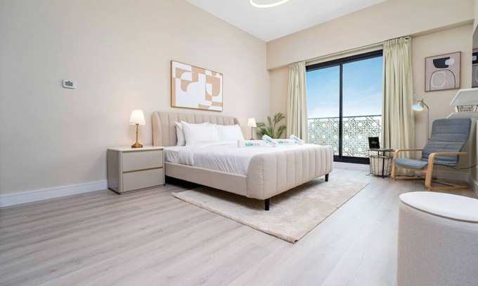 Jadaf Apartment | Contemporary 1 Bedroom Apartment in Al Jaddaf