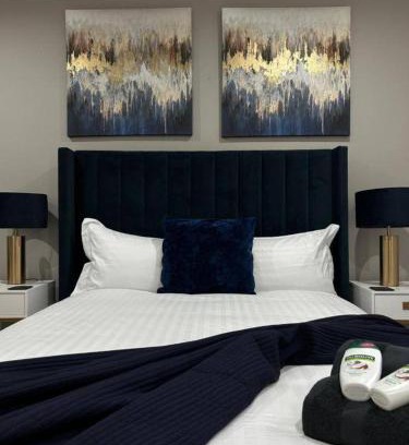 Birmingham City Centre Apartment | Contemporary 2BR in Birmingham City Center