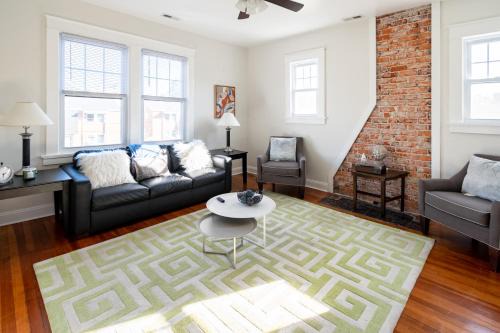 North Chesterfield Apartment | Contemporary 3-Bedroom Home with Balcony in RVA