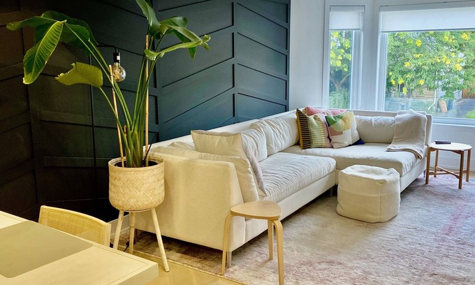 New Toronto House | Contemporary 3BR Family-Friendly Oasis Close to the Lake