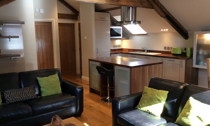 Malton House | Contemporary Barn conversion set on the edge of The Howardian Hills