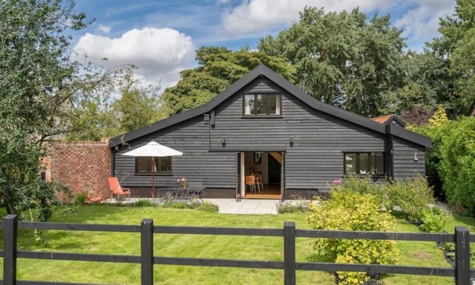 Harleston House | Contemporary Barn Norfolk/Suffolk Valley