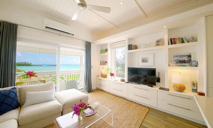 Governor's Harbour Apartment | Contemporary Upstairs 2BR 2BA Bayfront Apartment