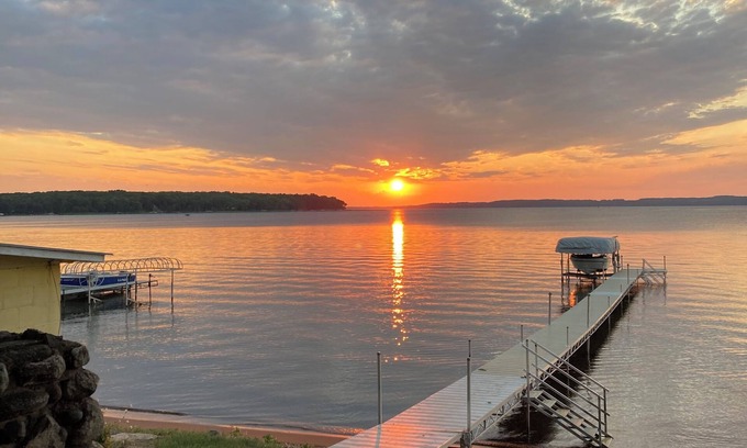 Douglas County Cabin | Contemporary cabin for family fun on Lake Miltona