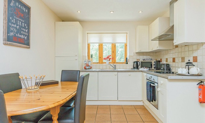 Cornwall Ski Chalet | Contemporary cottage style two storey lodge.