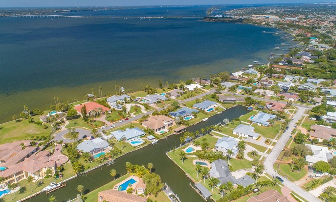 Indialantic House | CONTEMPORARY COASTAL RESIDENCE: 6+ Month Long Term Rental