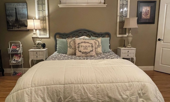 Moorpark Apartment | Contemporary Country Charm Suite