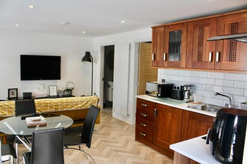 Craigavon Apartment | Contemporary Countryside Home