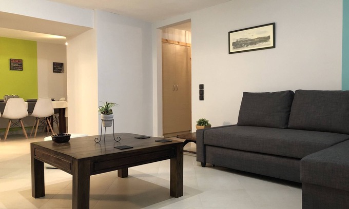 Skidra House | Contemporary Farmhouse with BBQ in N. Evia