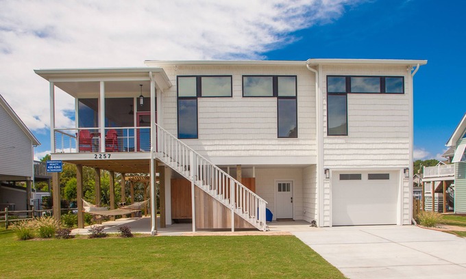 Sandbridge House | Contemporary home on canal w/elevator, dock, private washer/dryer, central AC
