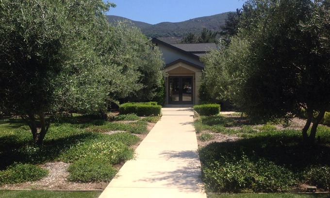 Coombsville House | Contemporary home minutes from downtown Napa!