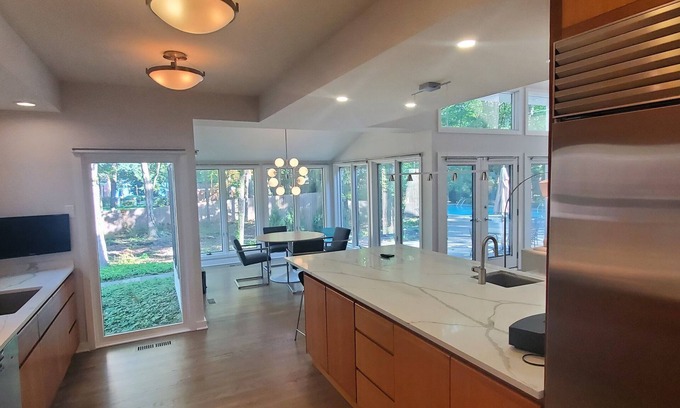 Lake Forest House | Contemporary house with partial lake views/quiet and private area/gut reno/2023