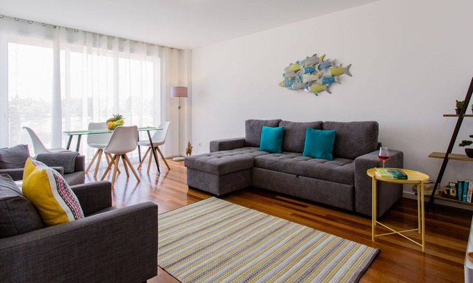 Tavira Apartment | Contemporary living 2 bedroom Apartment Central Tavira