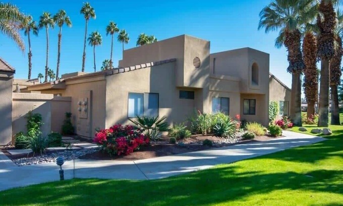 Palm Desert Condo | Contemporary Luxurious Desert Condo in PVCC